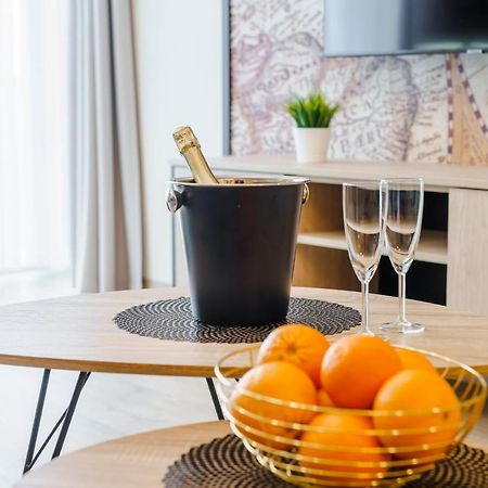 Perlowa Przystan Rent - Classic Gold & Silver Apartman Kołobrzeg Kültér fotó