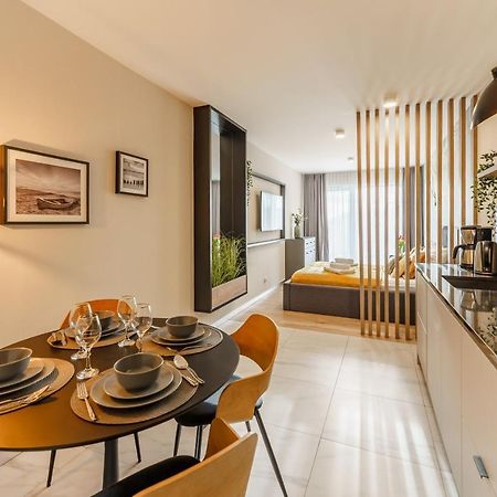 Perlowa Przystan Rent - Classic Gold & Silver Apartman Kołobrzeg Kültér fotó