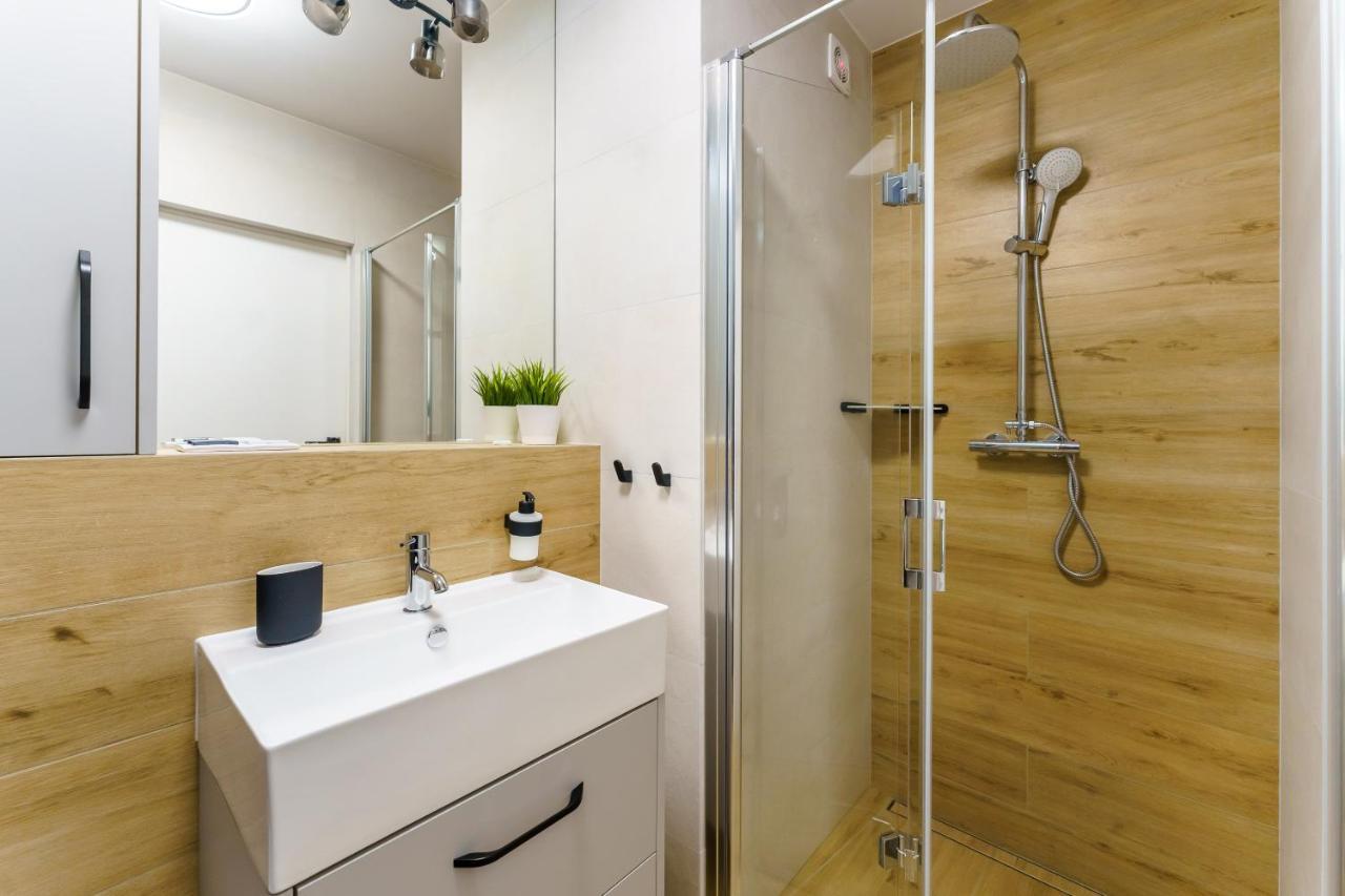 Perlowa Przystan Rent - Classic Gold & Silver Apartman Kołobrzeg Kültér fotó