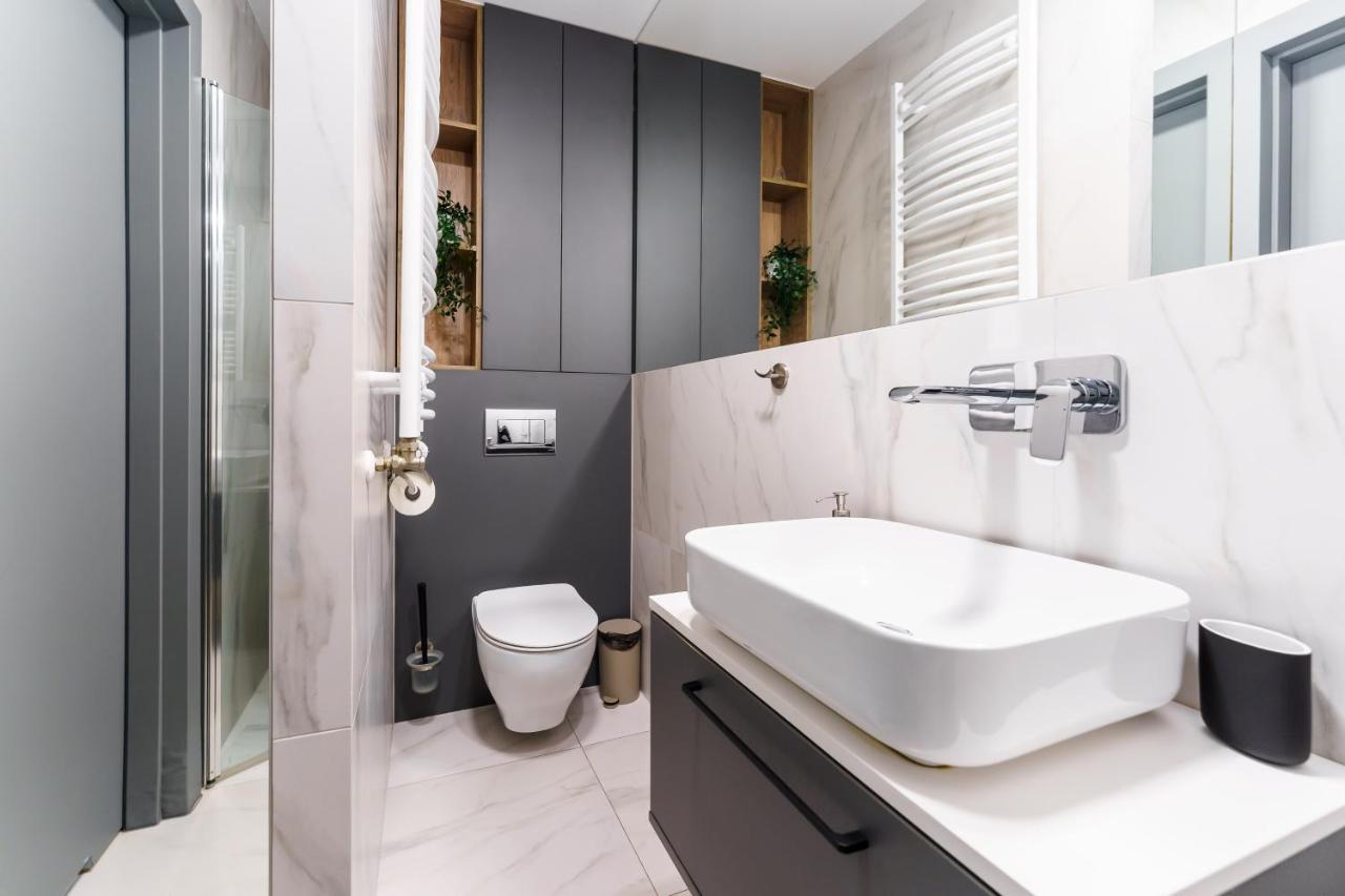 Perlowa Przystan Rent - Classic Gold & Silver Apartman Kołobrzeg Kültér fotó