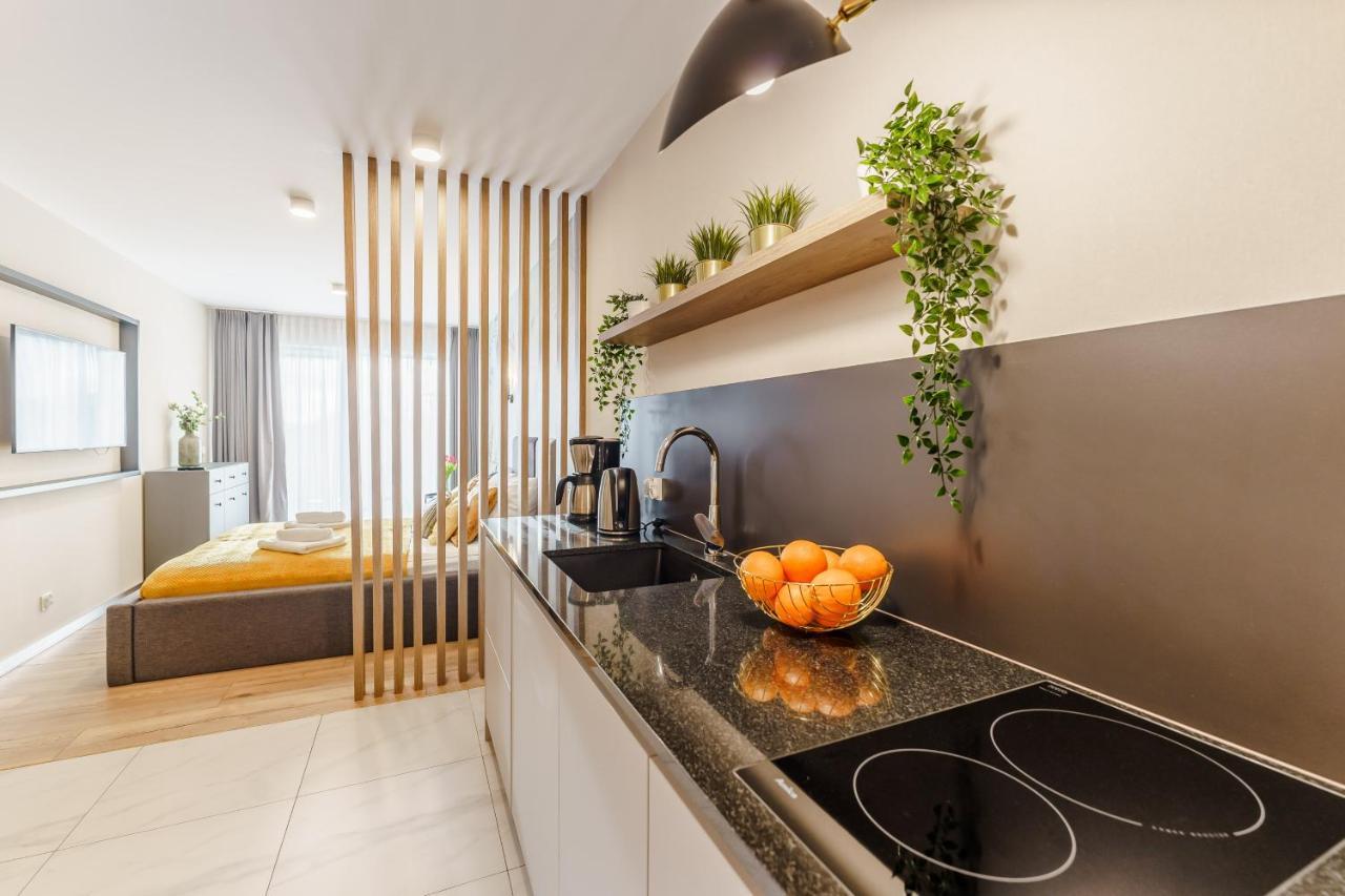 Perlowa Przystan Rent - Classic Gold & Silver Apartman Kołobrzeg Kültér fotó